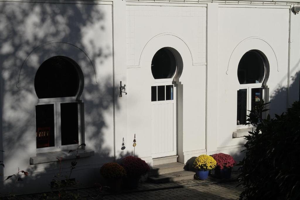 Gîte de la Conciergerie du Cheval Blanc Luttre Exterior foto